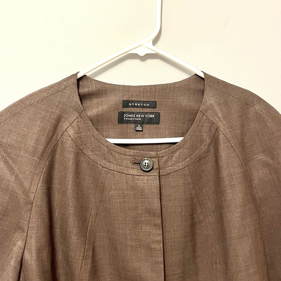Jones NY Collection tan stretch blazer suit jacket - Picture 9 of 16